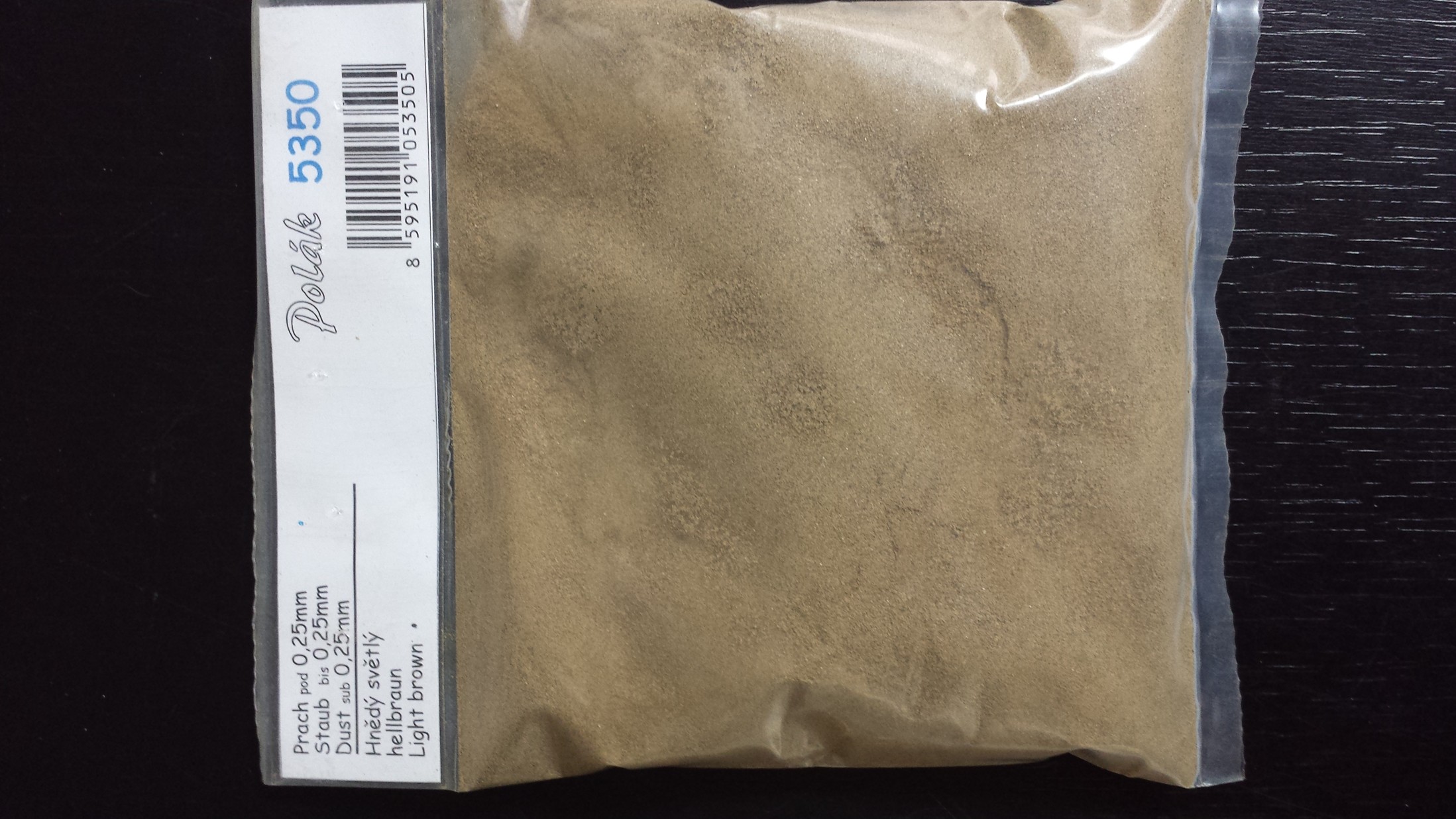 Prach - hn�d� sv�tl�